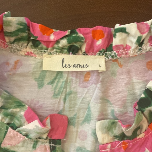 NWOT Les Amis Mila Flower/ Ruffle Sleeve Top/ Size large/ - Picture 4 of 8